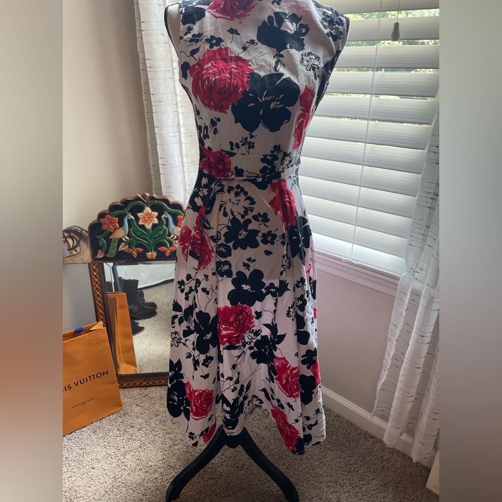 Creti Chic Floral Sleeveless Dress in SZ M - Picture 9 of 11